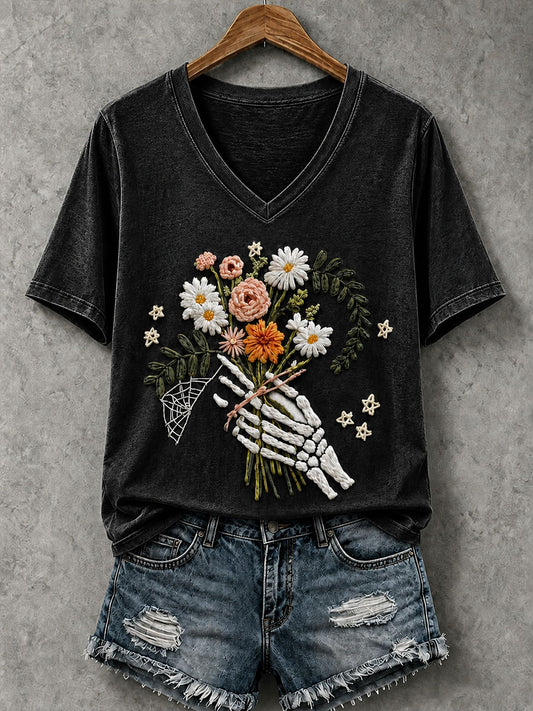 Women's Skull and Floral Print Casual T-Shirt